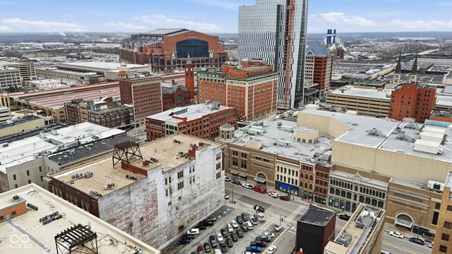 Building Photo - 141 S Meridian St