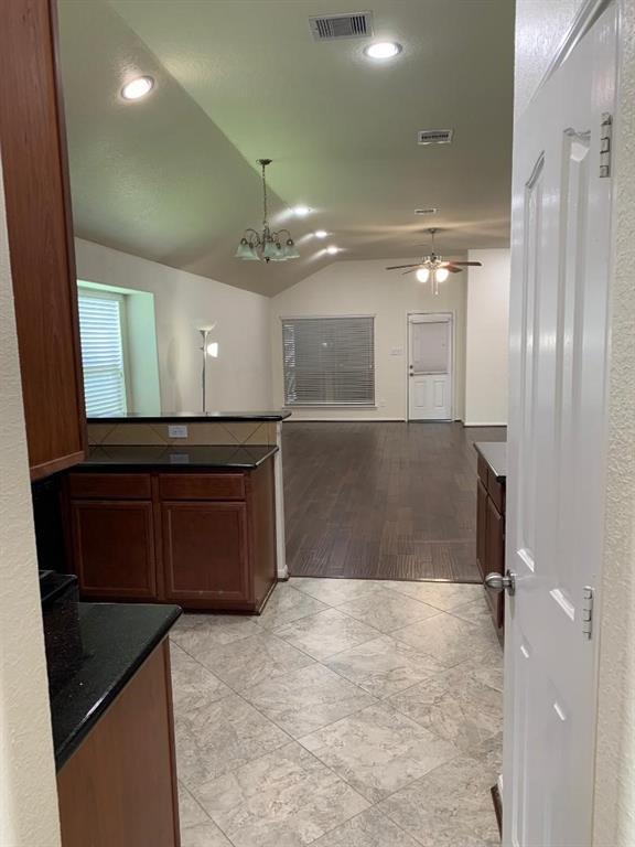 Building Photo - 13918 Goodridge Dr