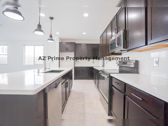 Building Photo - 16512 W Desert Ln