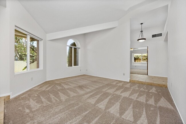 Building Photo - 2901 Loveland Way