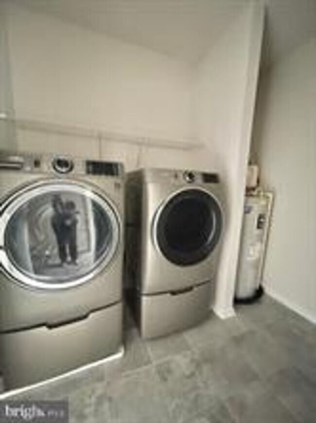 Building Photo - SPACIOUS LUXURY CONDO IN WESTVIEW SOUTH FREDERICK