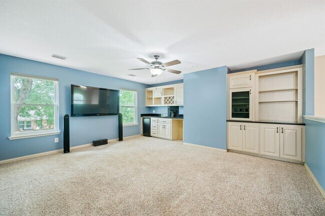Building Photo - 209 McVoy Dr