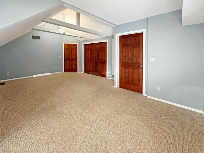 Building Photo - Dog-Friendly North End Boise Home Near Camel’s Back Park & Hyde Park with Fenced Yard, Built-Ins ...