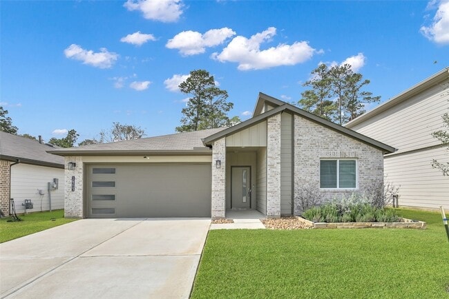 Primary Photo - 14213 Wonder Lake Ln