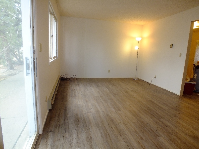 Building Photo - 420 W Montana St