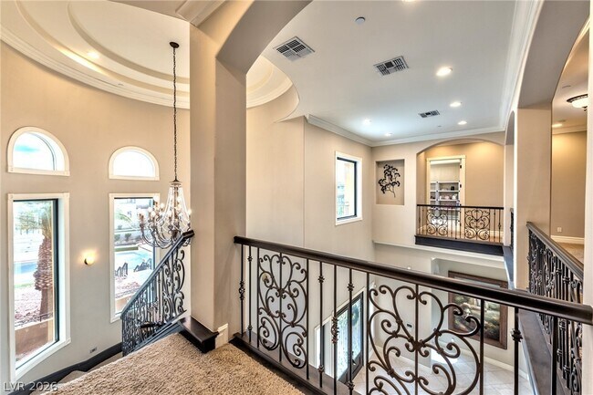 Building Photo - 1581 Villa Rica Dr