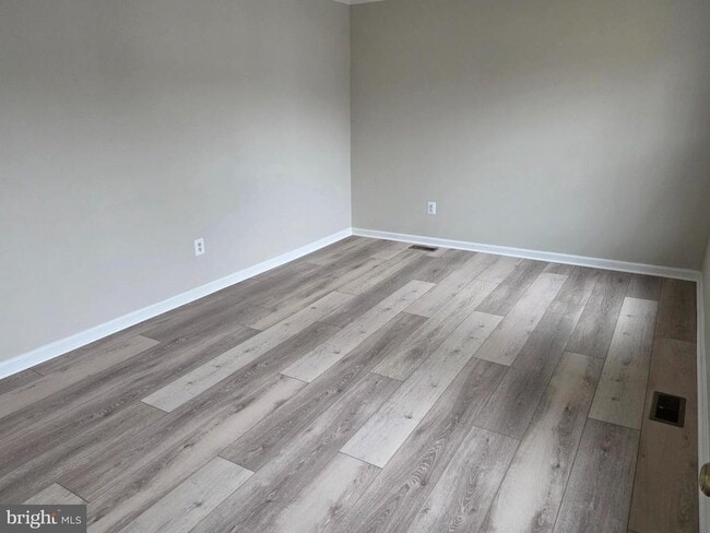 Building Photo - 10442 Storch Turn