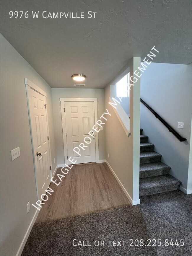 Building Photo - 9976 W Campville St