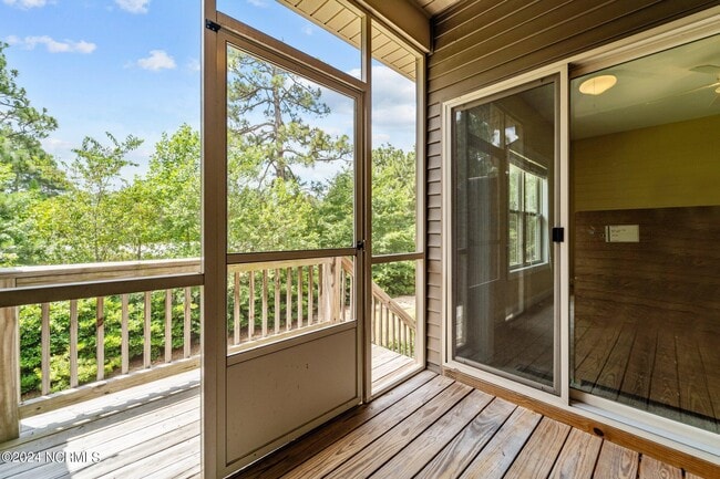 Building Photo - 118 Cypress Cir