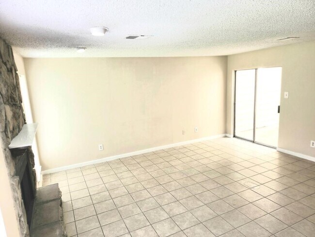 Building Photo - 5810 Twisted Pine Ct