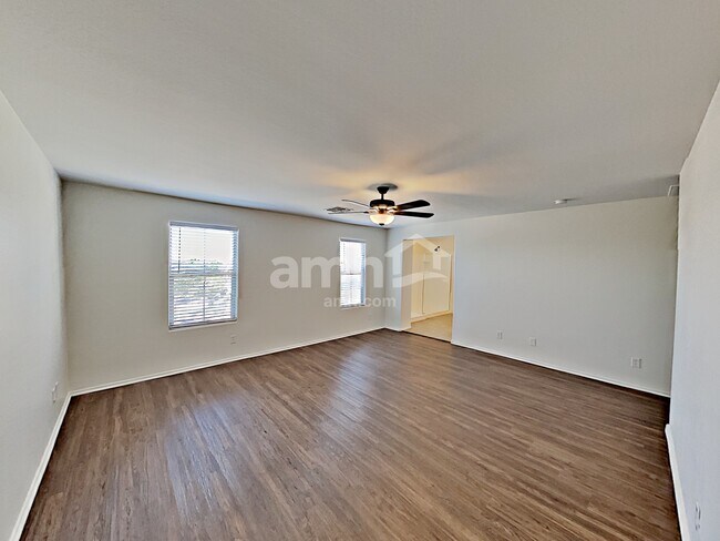 Building Photo - 3453 N Almar