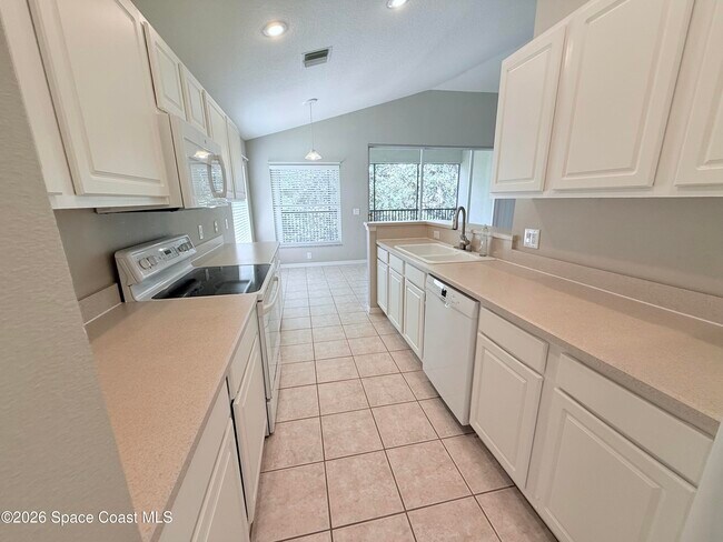 Building Photo - 812 Handsome Cab Ln