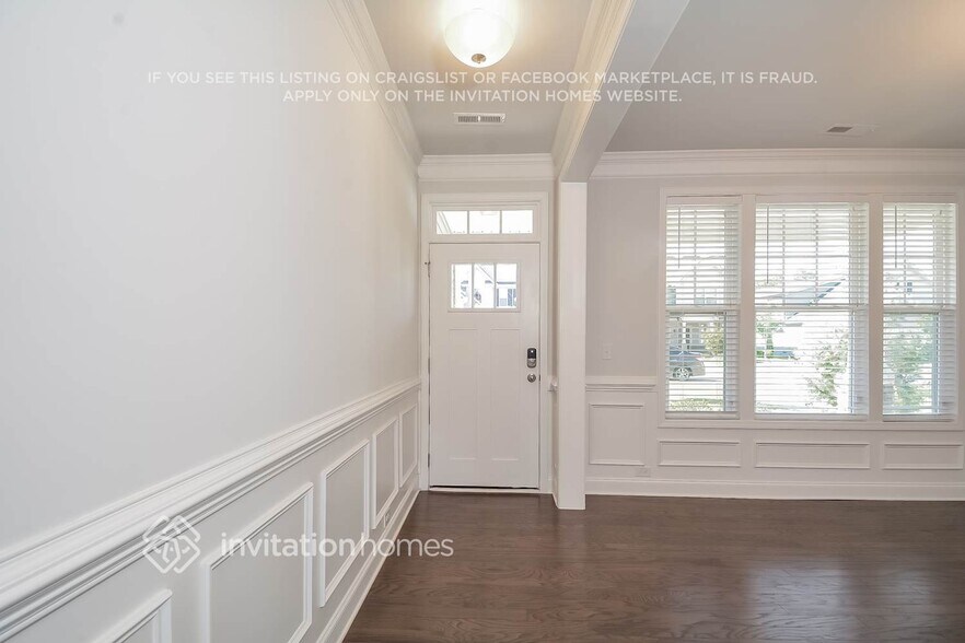 Building Photo - 7532 Poplar Meadow Ln