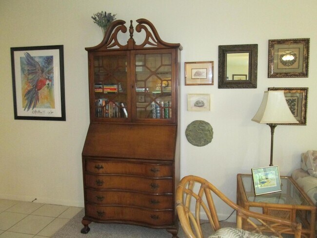 Building Photo - 1605 S US Hwy 1