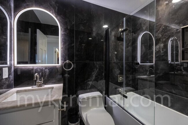 Building Photo - 12012 Ensley Ln