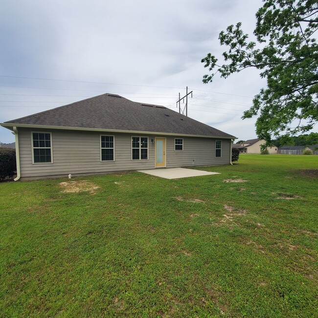 Building Photo - Luxurious 3BD/2BA Home with Premium Features in Coveted Cottonwood Neighborhood!