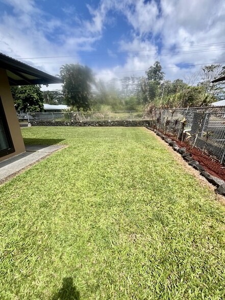 Fully fenced - 15-647 Puni Mauka Loop N