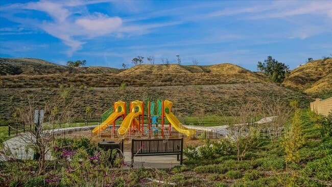 Building Photo - 22097 Barrington Way