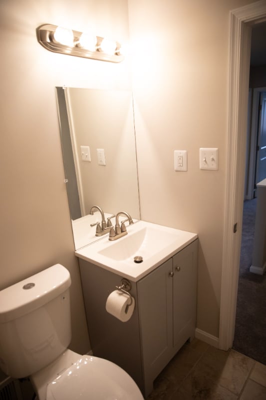 Building Photo - 1937 Jasmine Rd