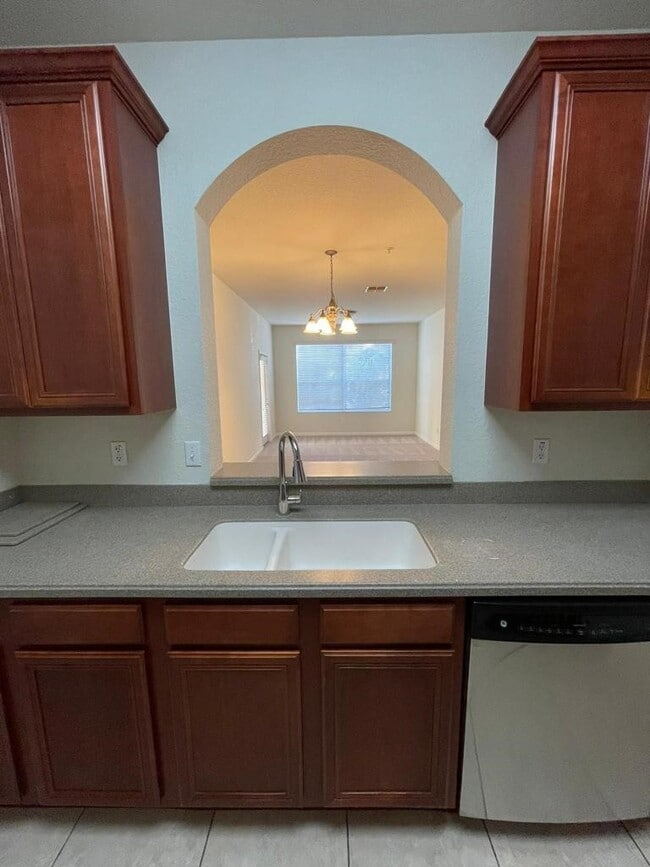 Building Photo - 3338 Robert Trent Jones Dr