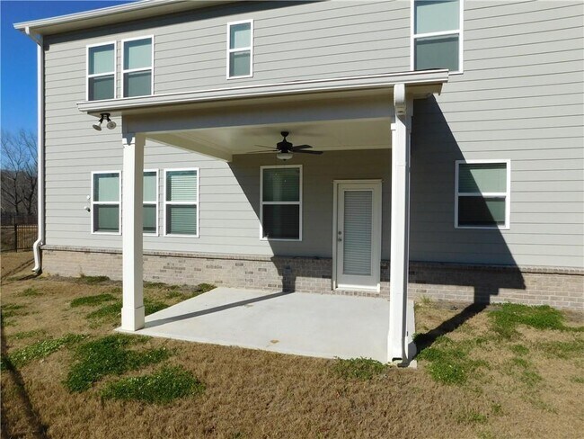 Building Photo - 930 Elderberry Ct