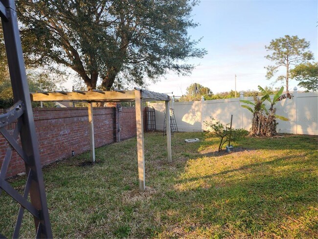 Building Photo - 12212 Holly Jane Ct