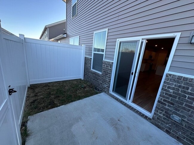 Building Photo - 717 Mickelson Wy