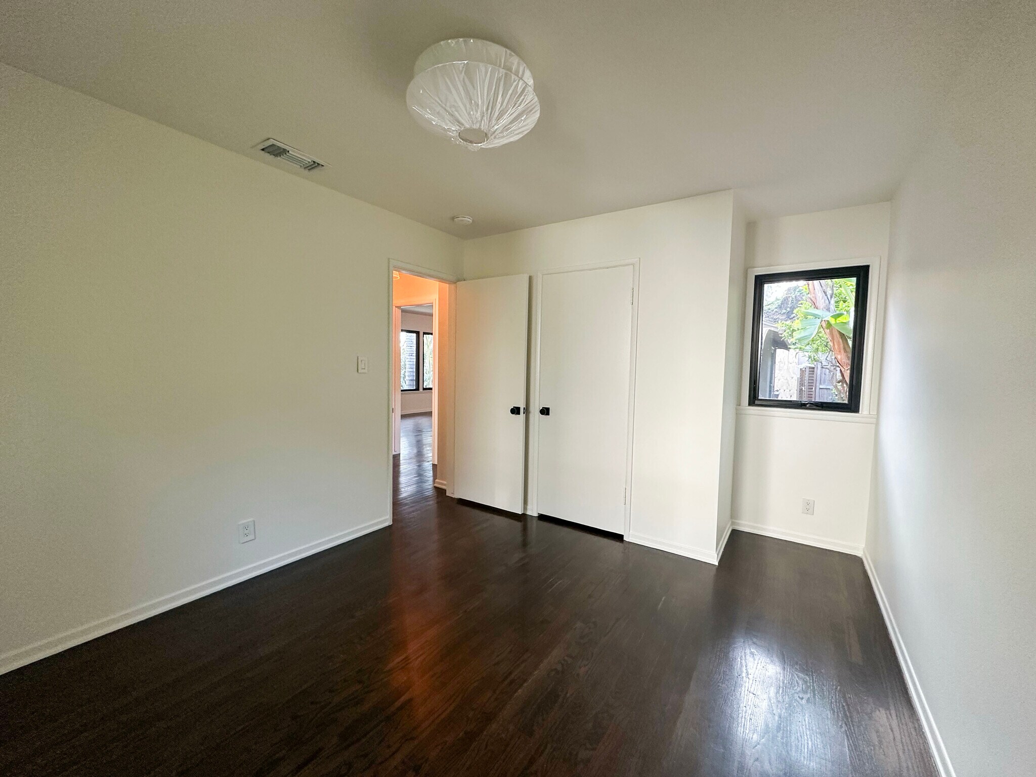 Back bedroom - 14501 W Sunset Blvd