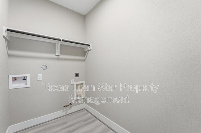 Building Photo - 3107 Grassmere St
