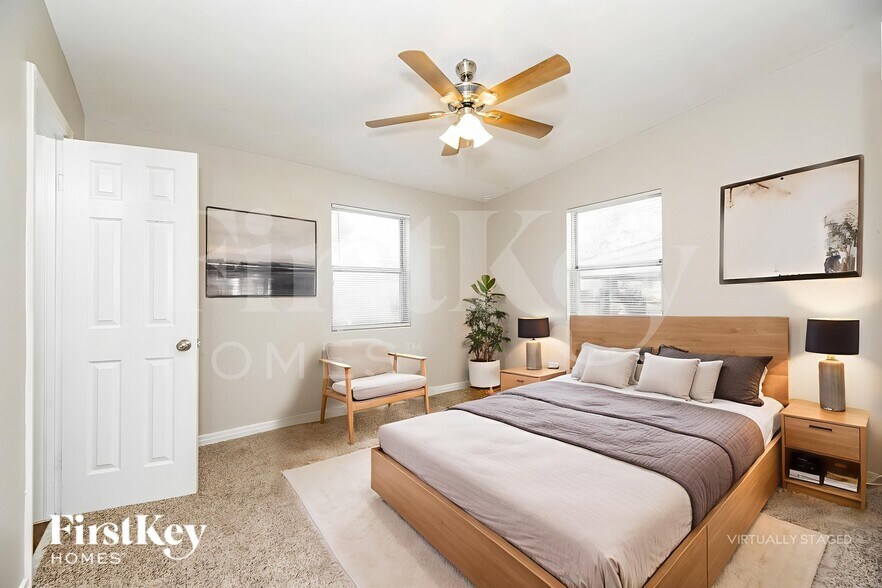 Building Photo - 2706 Lorna Rd