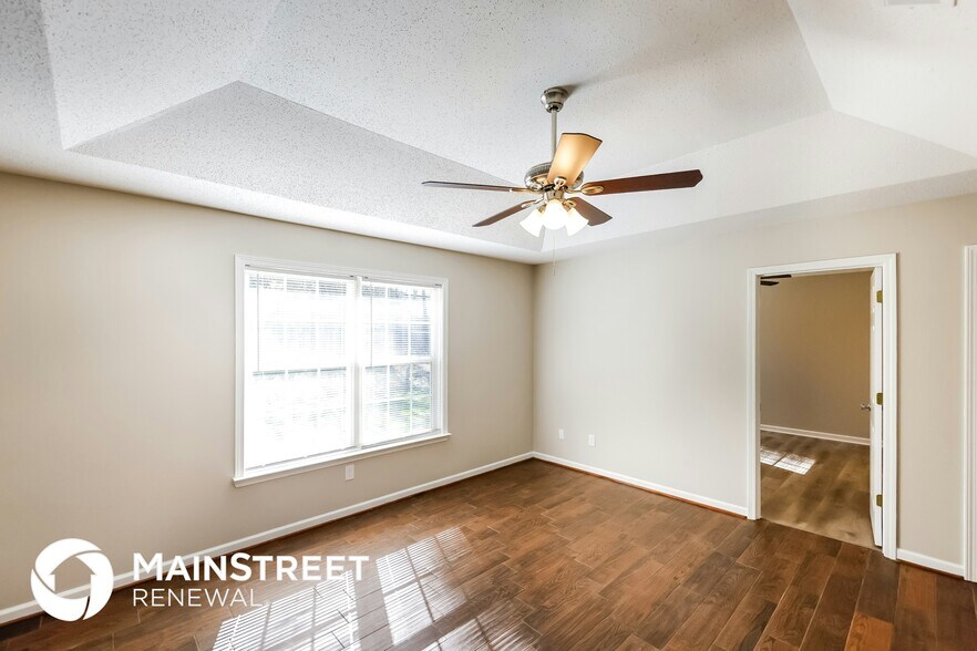 Building Photo - 15973 Stone Ridge Cir