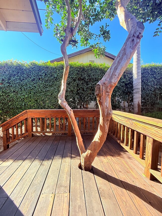 Building Photo - FULLY FURNISHED 30+ RENTAL IN SANTA BARBARA, Owner prefers 6-12 lease | Pet Friendly House