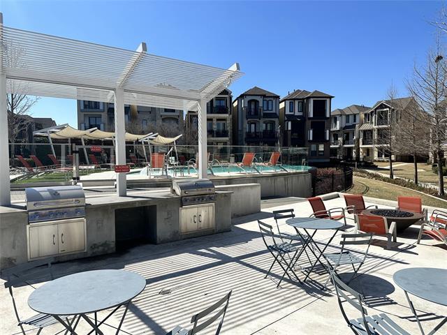 Building Photo - 8105 Radnor Rd