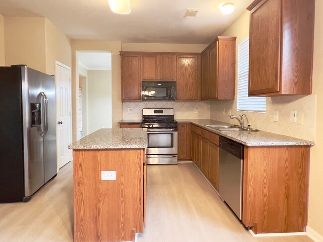 Building Photo - 719 Pickett Hill Ln