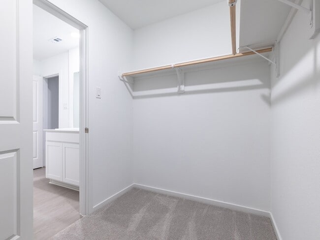 Building Photo - 31406 Pratola Serra Cir