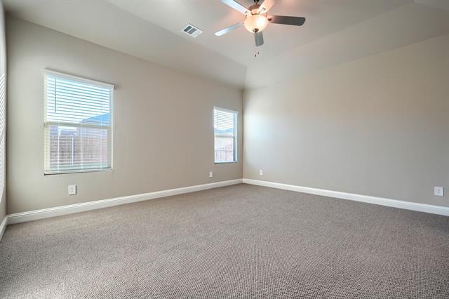 Building Photo - 603 Stagg St