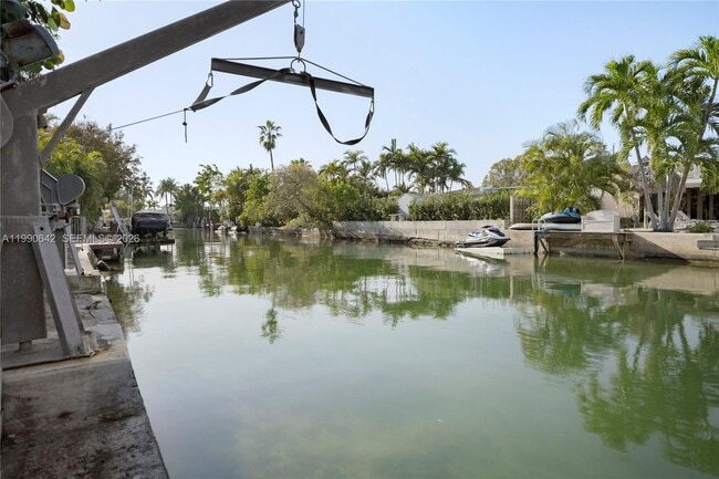 Building Photo - 1845 Daytonia Rd