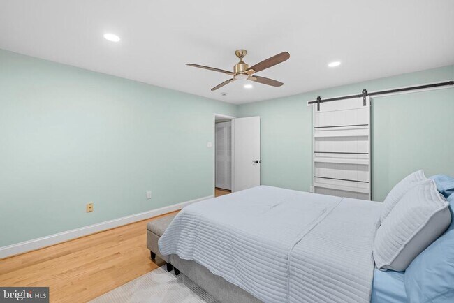 Building Photo - 9820 Georgia Ave