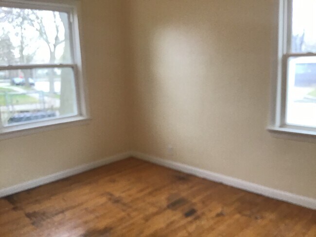 Building Photo - 5419 N 57th St