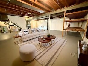 Building Photo - 5627 Clippert St