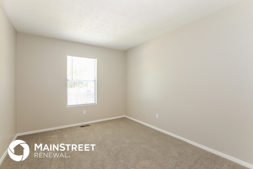 Building Photo - 3020 Linden Dr