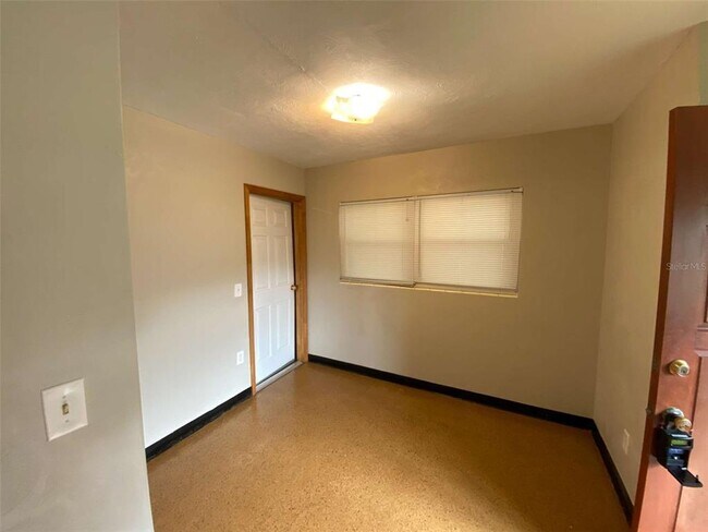 Building Photo - 1248 Woodland Ave