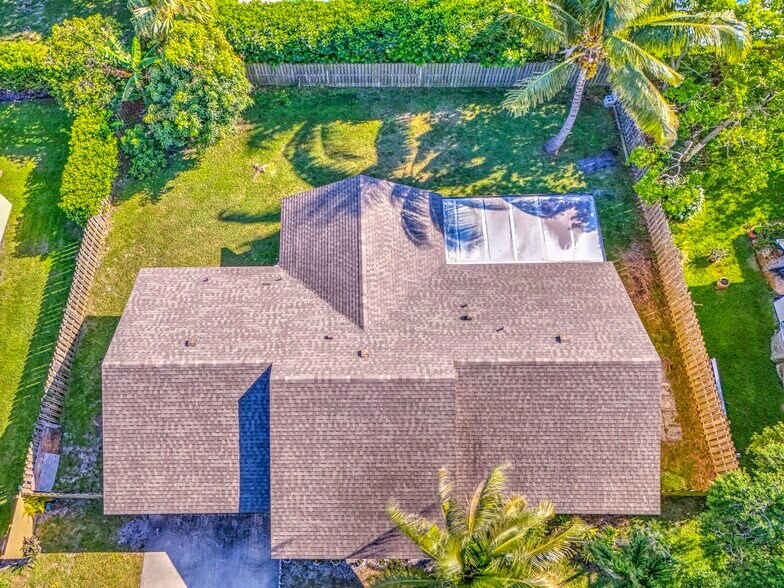Building Photo - 1386 Fulmar Dr