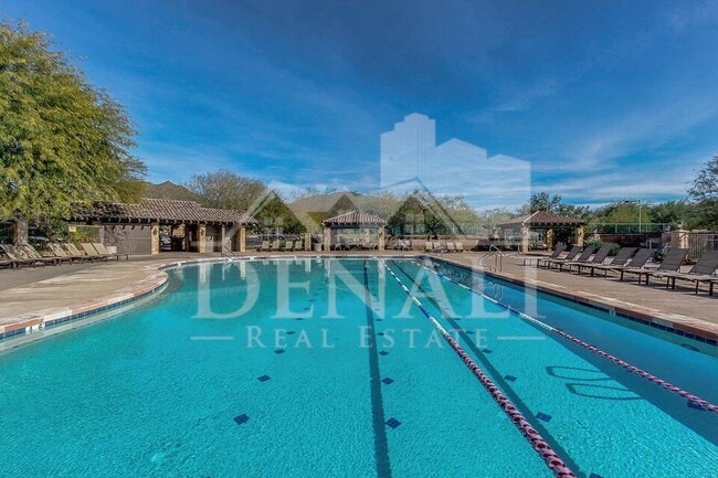 Building Photo - 3533 N Desert Oasis
