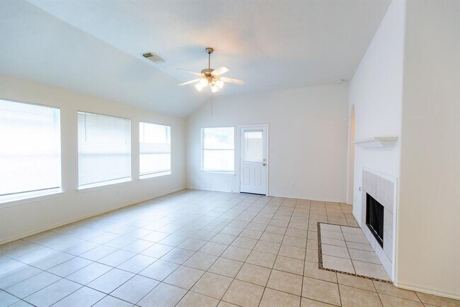 Building Photo - 6359 Bright Falls Ln