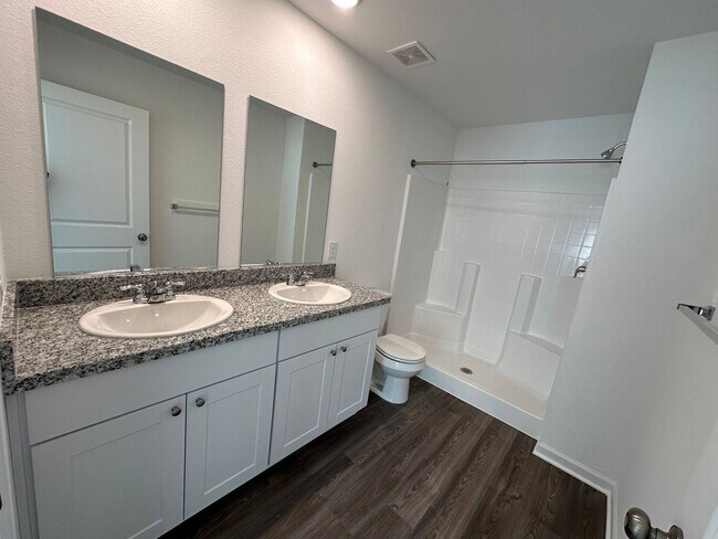 Building Photo - Beautiful 2024 Build 3 Bedroom Home- Move In Special! $800 off 1st Month's Rent. $300 off 2nd and...