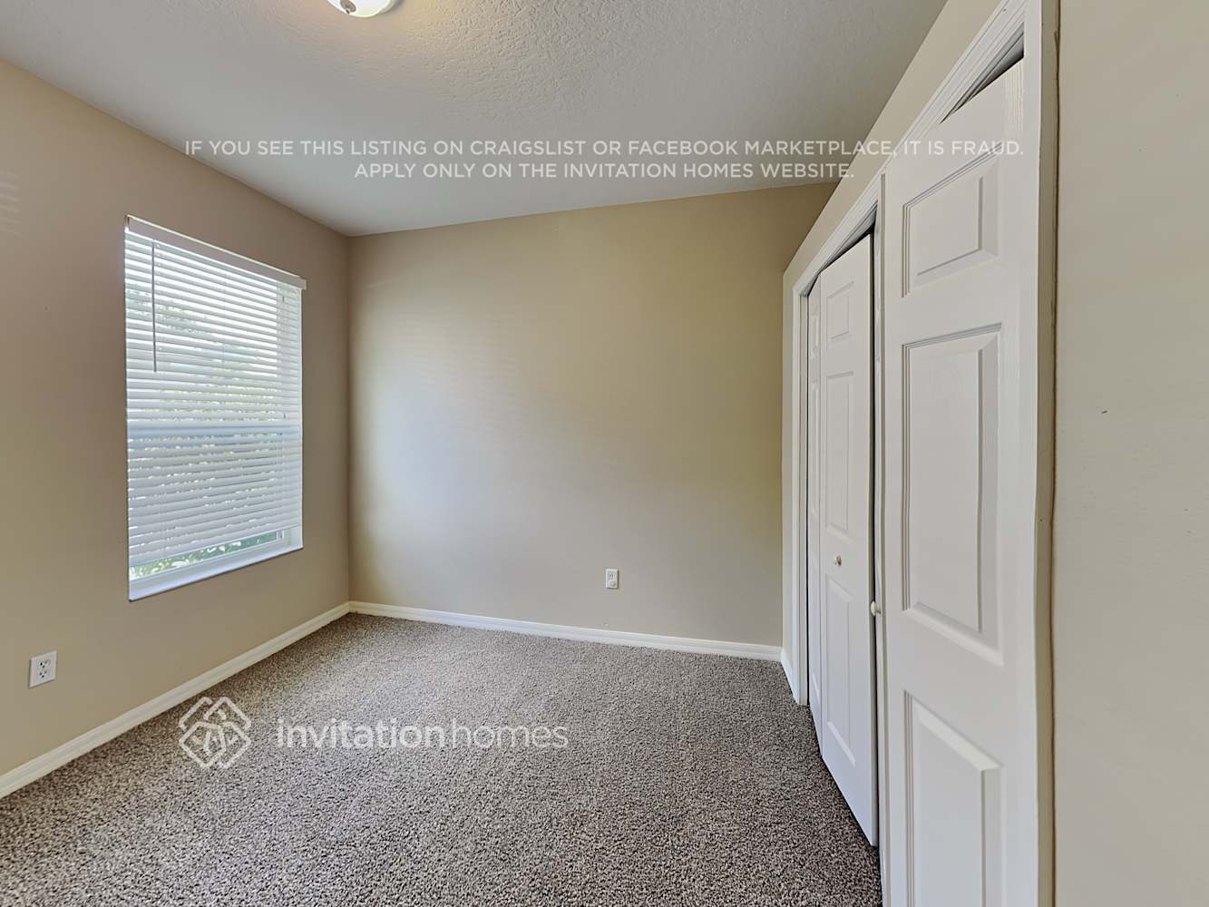 Building Photo - 12423 25th Ct E