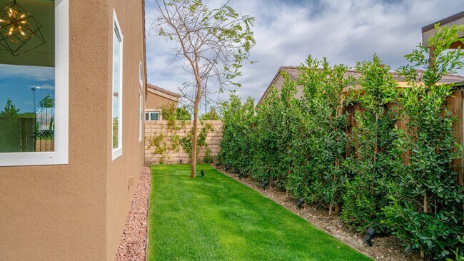 Building Photo - 48509 Calle Carmello