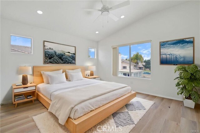 Building Photo - 701 Caliente Way