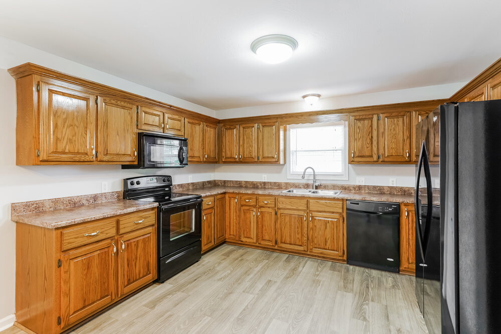 Building Photo - 4003 Pewter Trail